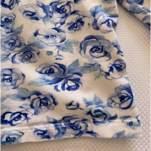 Joe Fresh Allover Rose Print Long Sleeve Top size 6-12 Months - Picture 2 of 6